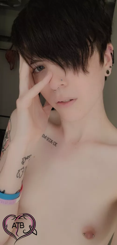 Felt cute, won't delete later by Awwtum_girlie