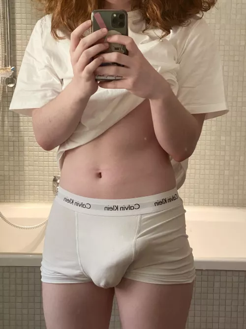 Felt hot, might delete never 💗 by DasSuperhirn