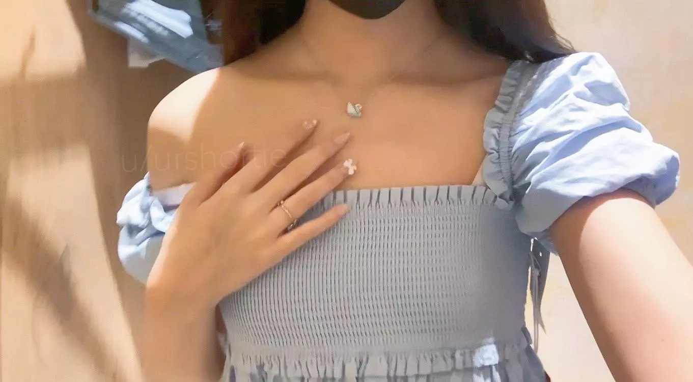 felt like a princess in this dress 🥺 posted by urshortie