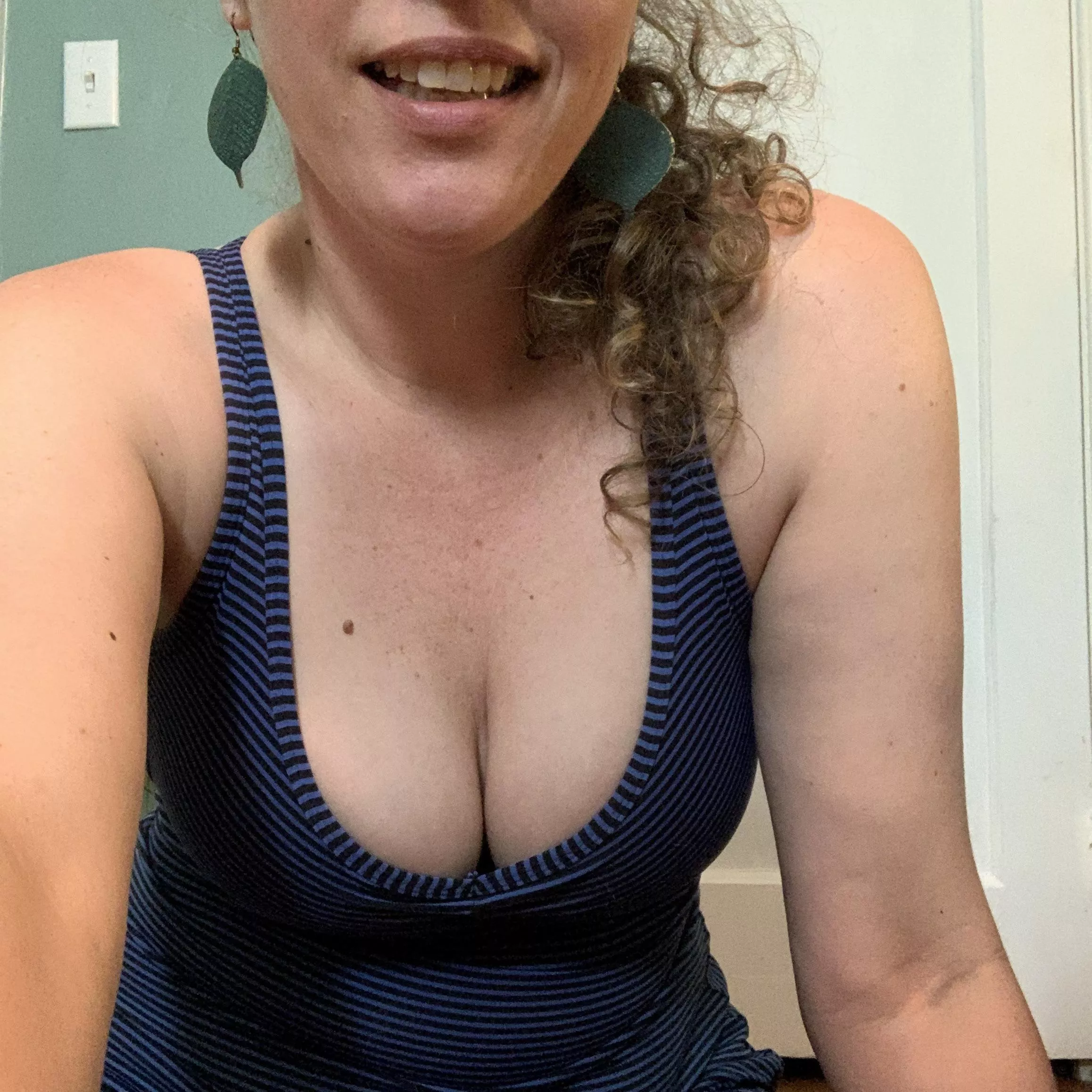 [F]elt like taking a walk on the mild side today posted by thicc_freakness