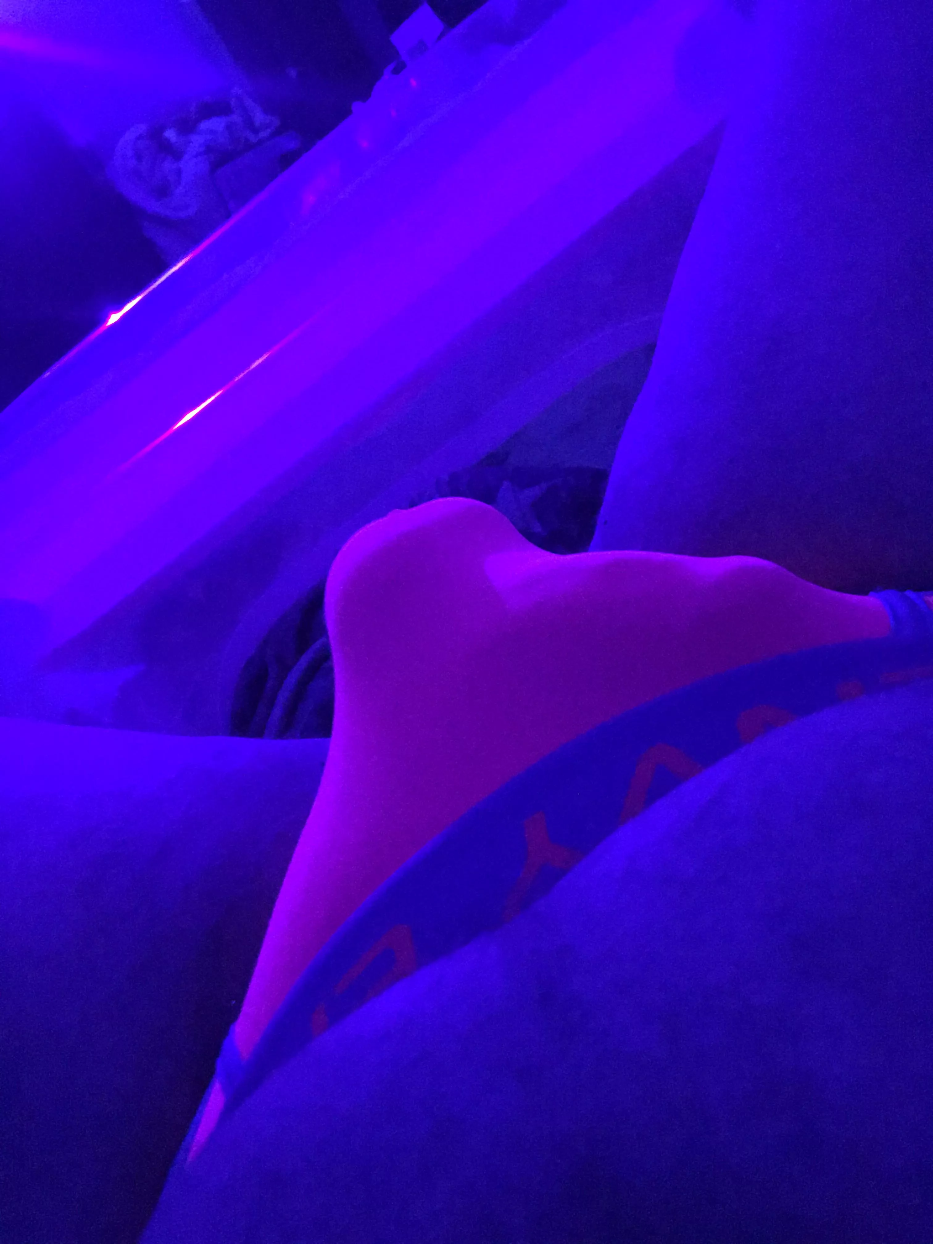 Felt sexy in my new jock dms open 😜 posted by cowboy52S