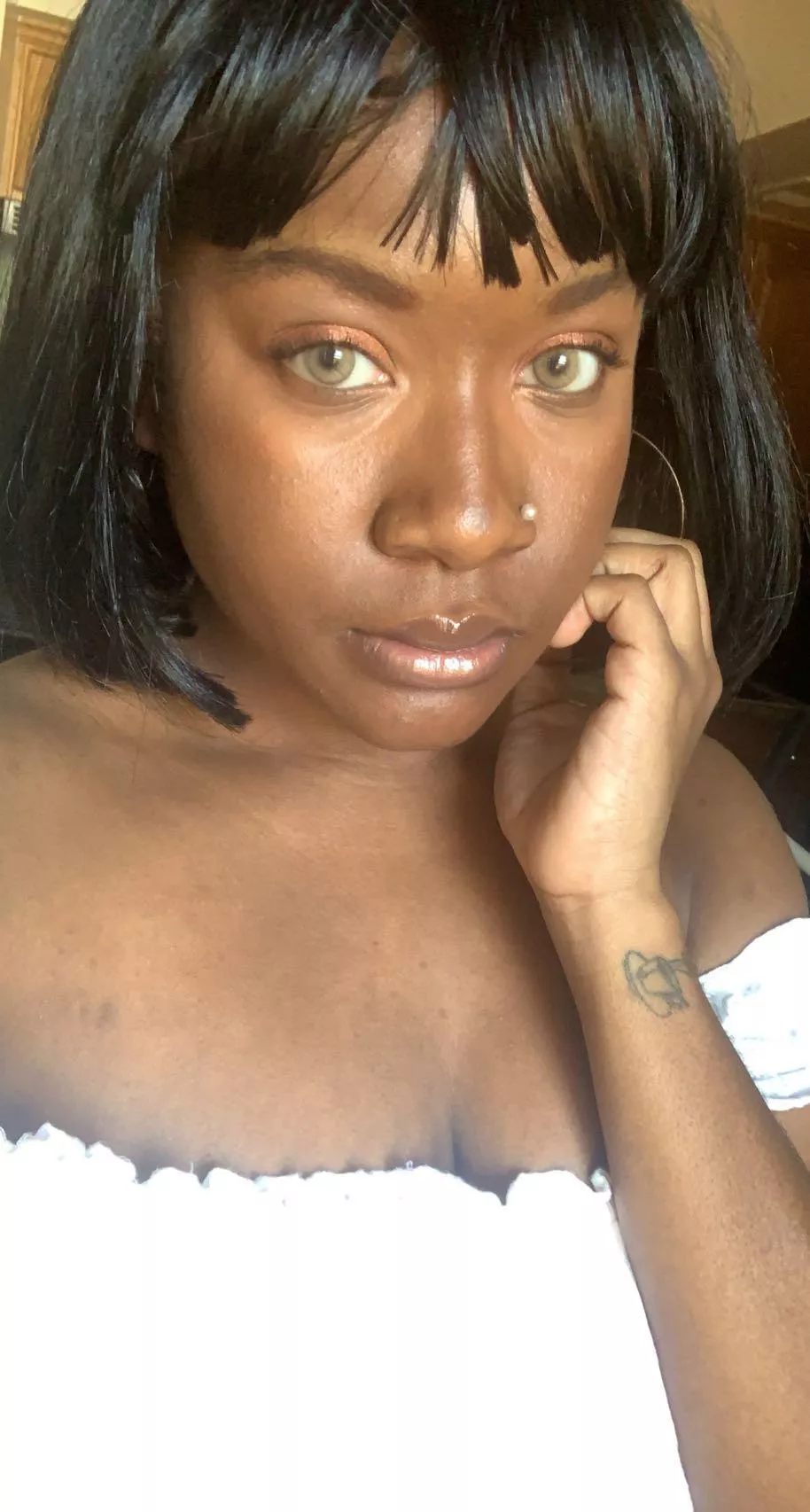 Felt super pretty today 😊 [F] posted by siennahaywoodd