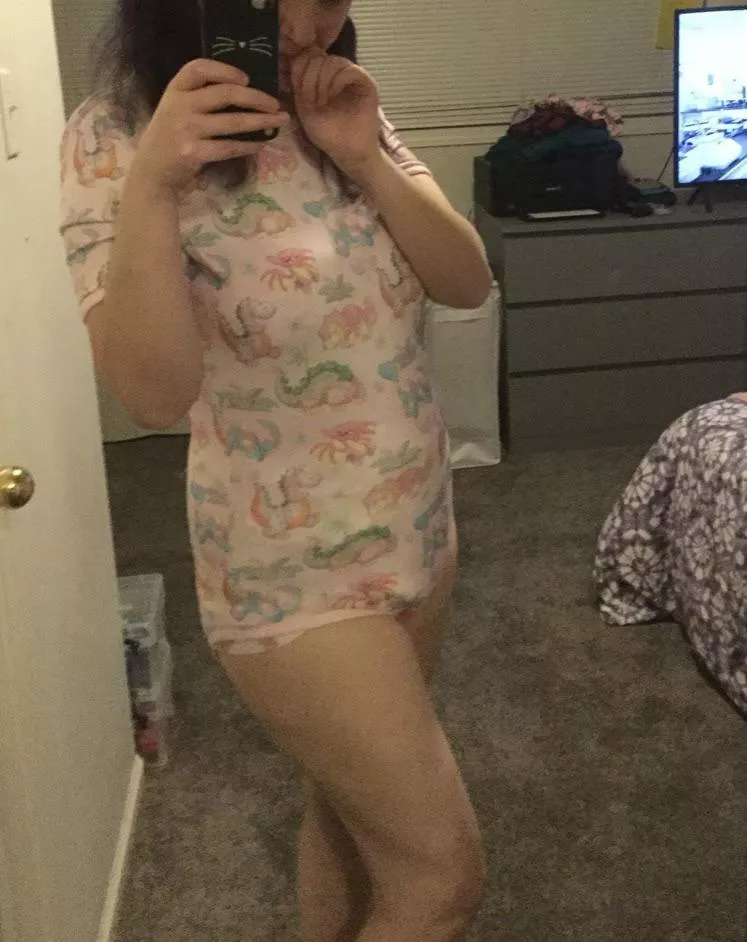 Felt way cute in this adorable dinosaur onesie posted by CrimsonAndCherry