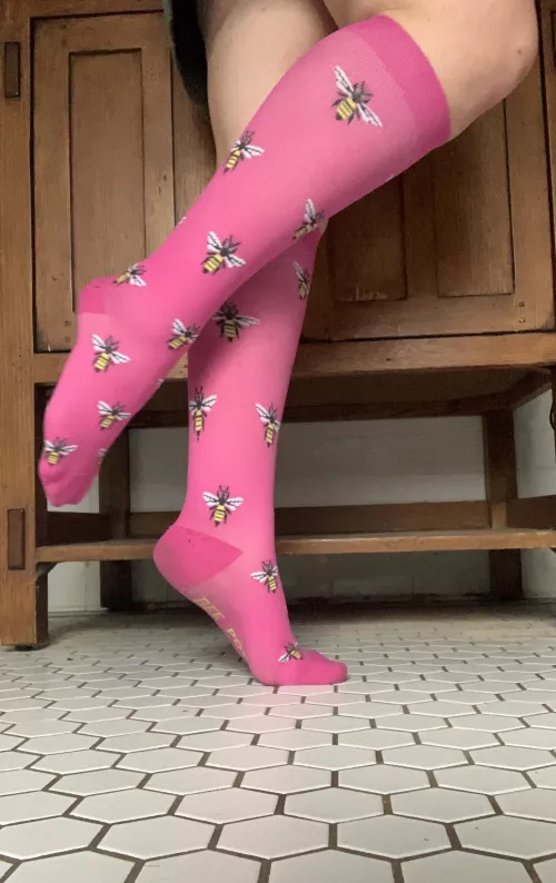 [female] First post on here. Do you like my socks? by barefootbarracuda
