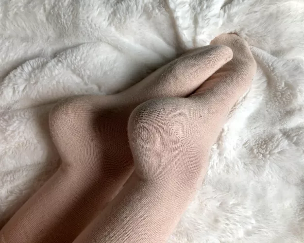 [female] pretty in pink by footlach