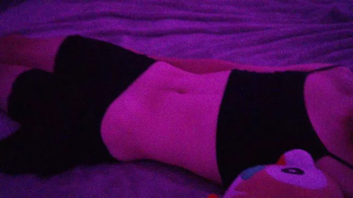 femboy in bed 💕 don't mind my stuffie >w< can someone tell me goodnight 🥺 posted by FeistyFoxBoi