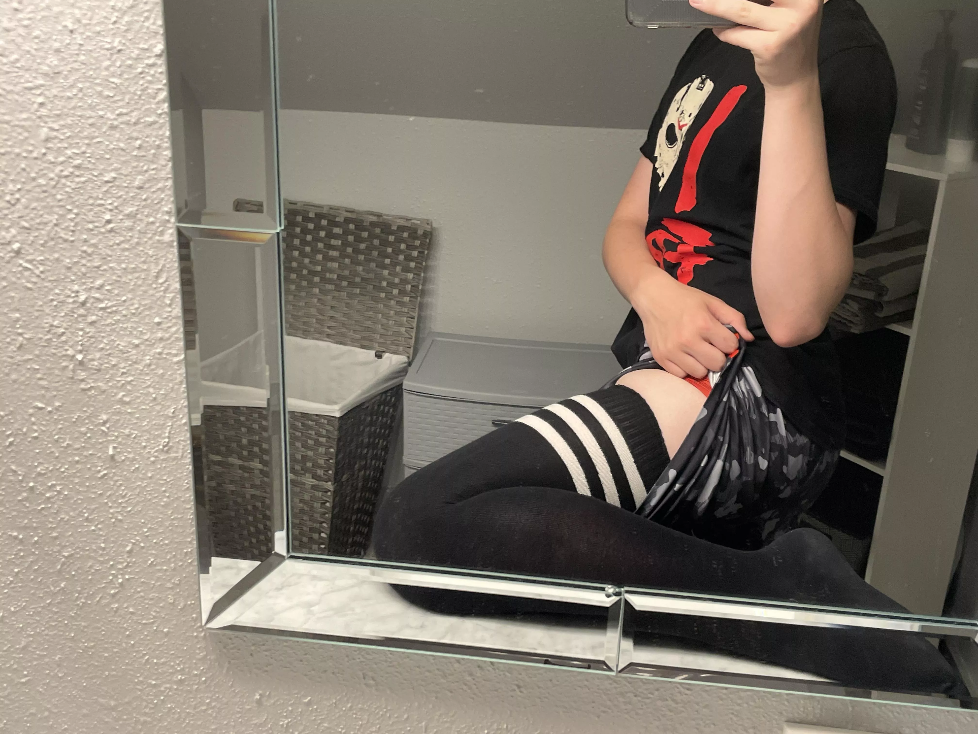 Femboy outfit after shower❤️🥰❤️😘 posted by Last_Revolution4009