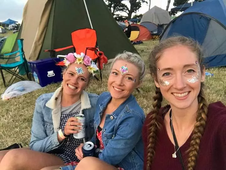 Festival girls posted by bnbb2020