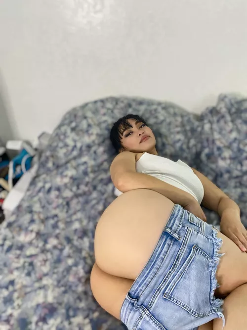 Fetishize my fat Asian ass 😈💕 by zinniastarz