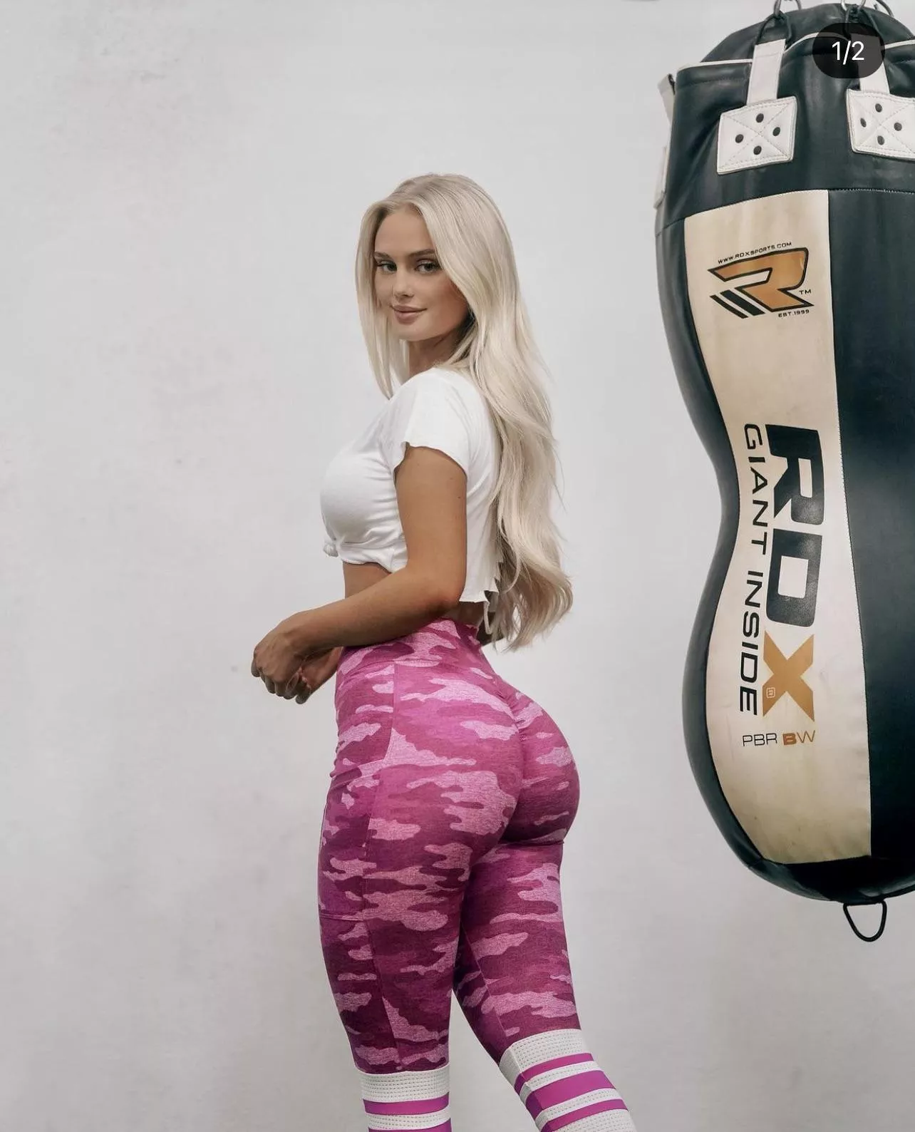 Filippa Fransson posted by taserbeam