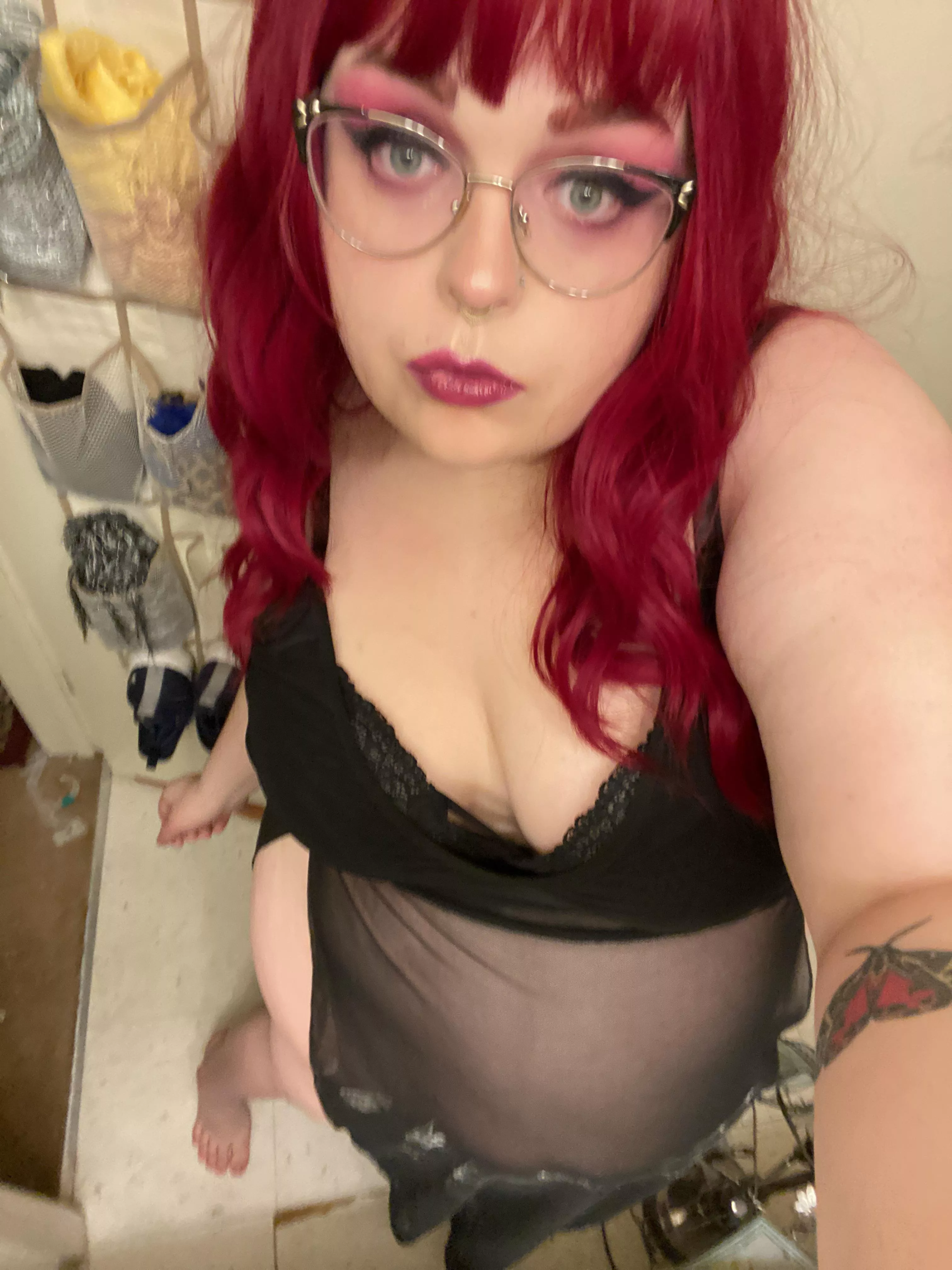 Fill me, thrill me, fulfill me posted by RoseBunni97