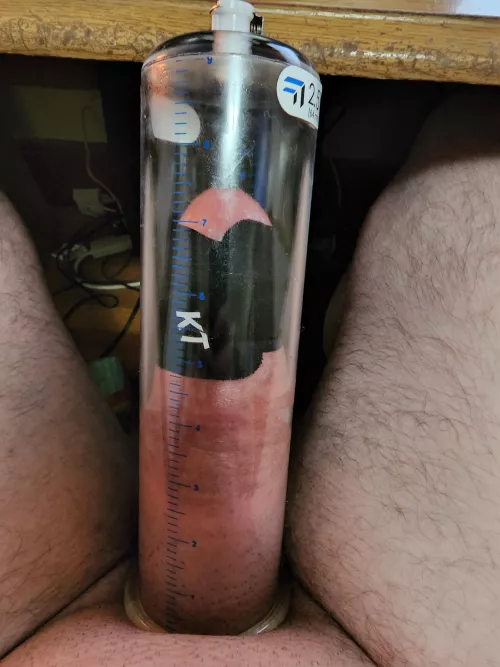 filling the tube nicely by Chatubate69