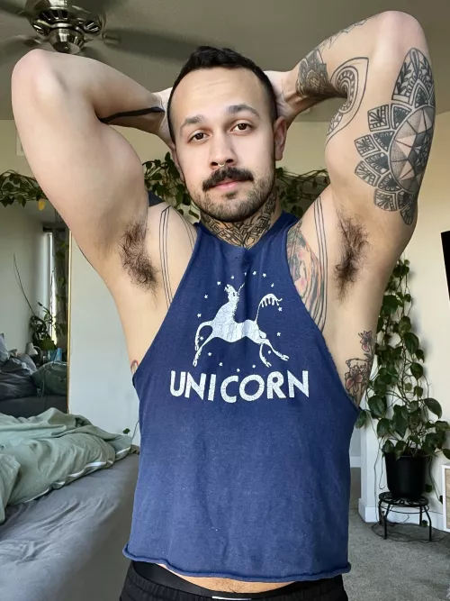 Finally back to a regular workout routine and the arms are coming baaaack 💕😭💕 by DevTyler93