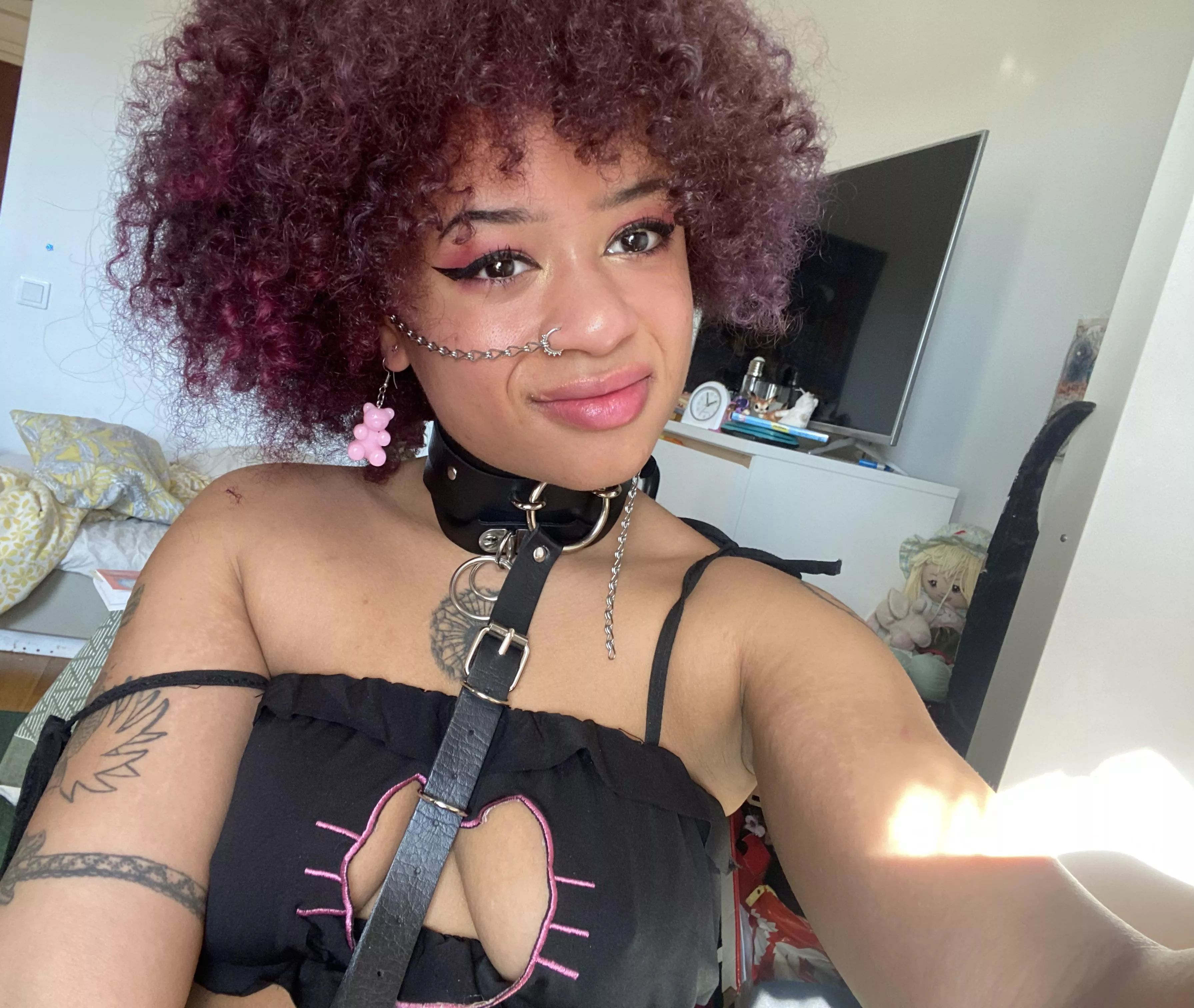 Finally bought a new eyeliner! 💖 first post here posted by -GUS___