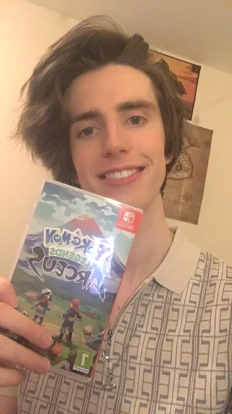 Finally bought this bad boy.... only five months late 😍 posted by Sam_paintsroses