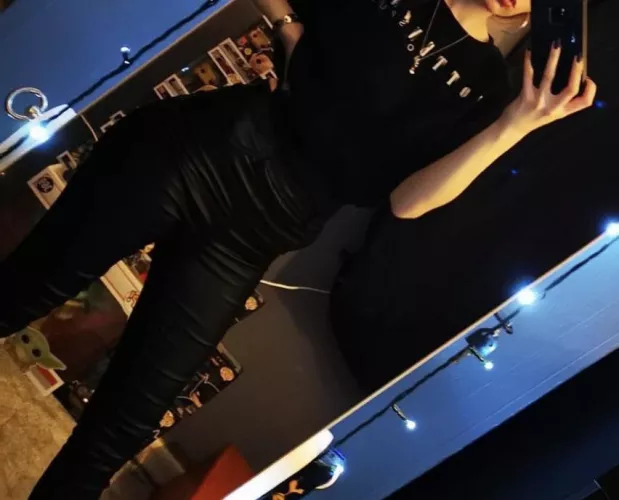 Finally got the confidence to post x by Stunning_Emma_DPP