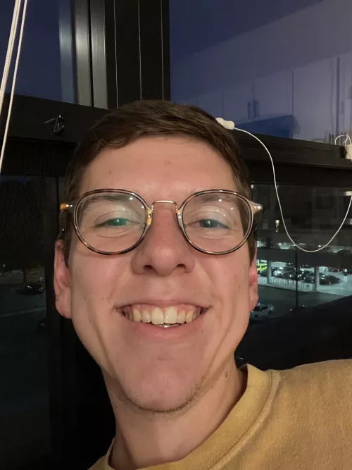 Finally moved into my first apartment on my own, I’m enjoying life :) by Electrical-Shallot-2