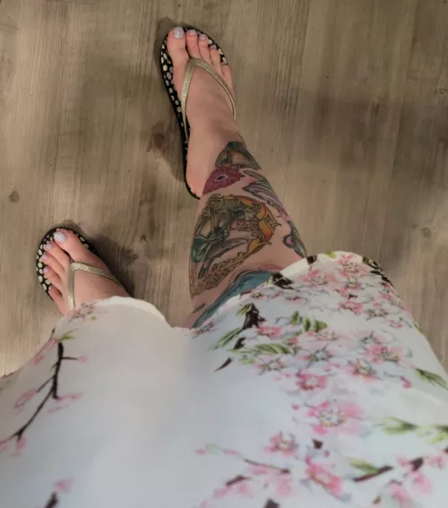 finally some nice Canadian weather. I'm free of my boot prison! by yourhotwinter