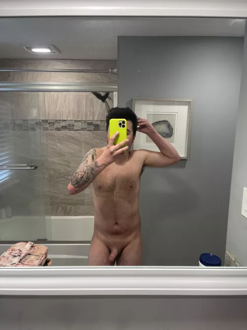 Finally started my workout journey!! Can I get any tips ? 159 lbs looking to build mostly upper body by ThatPcGamer1997