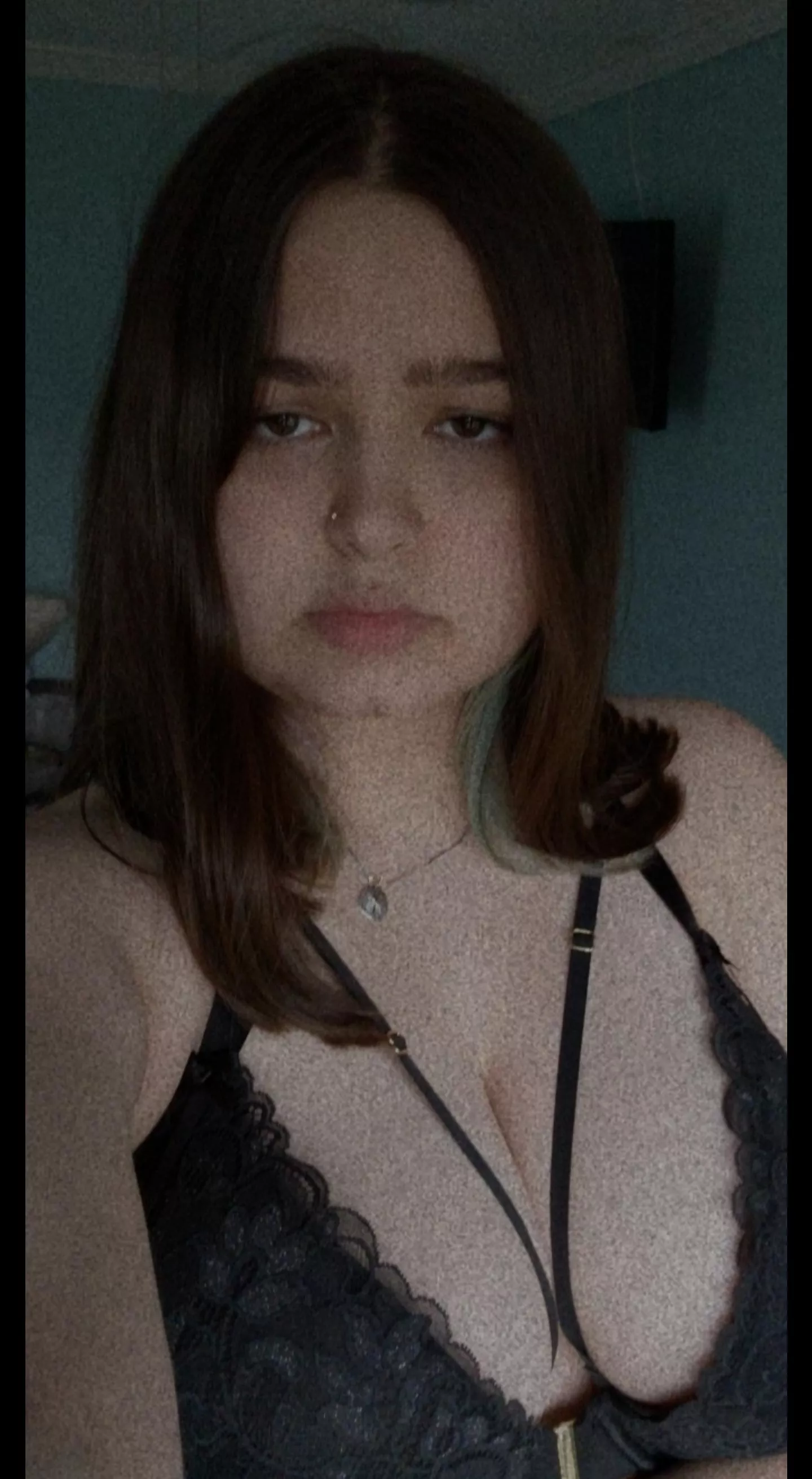 [f]inally verified 😋 posted by Starmoe_idb