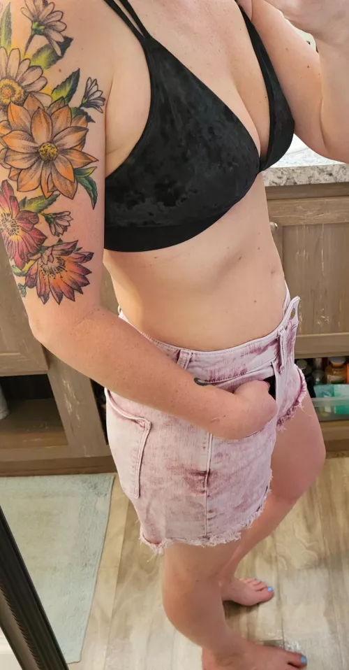 Finally warm enough for shorts!! by nlicious01