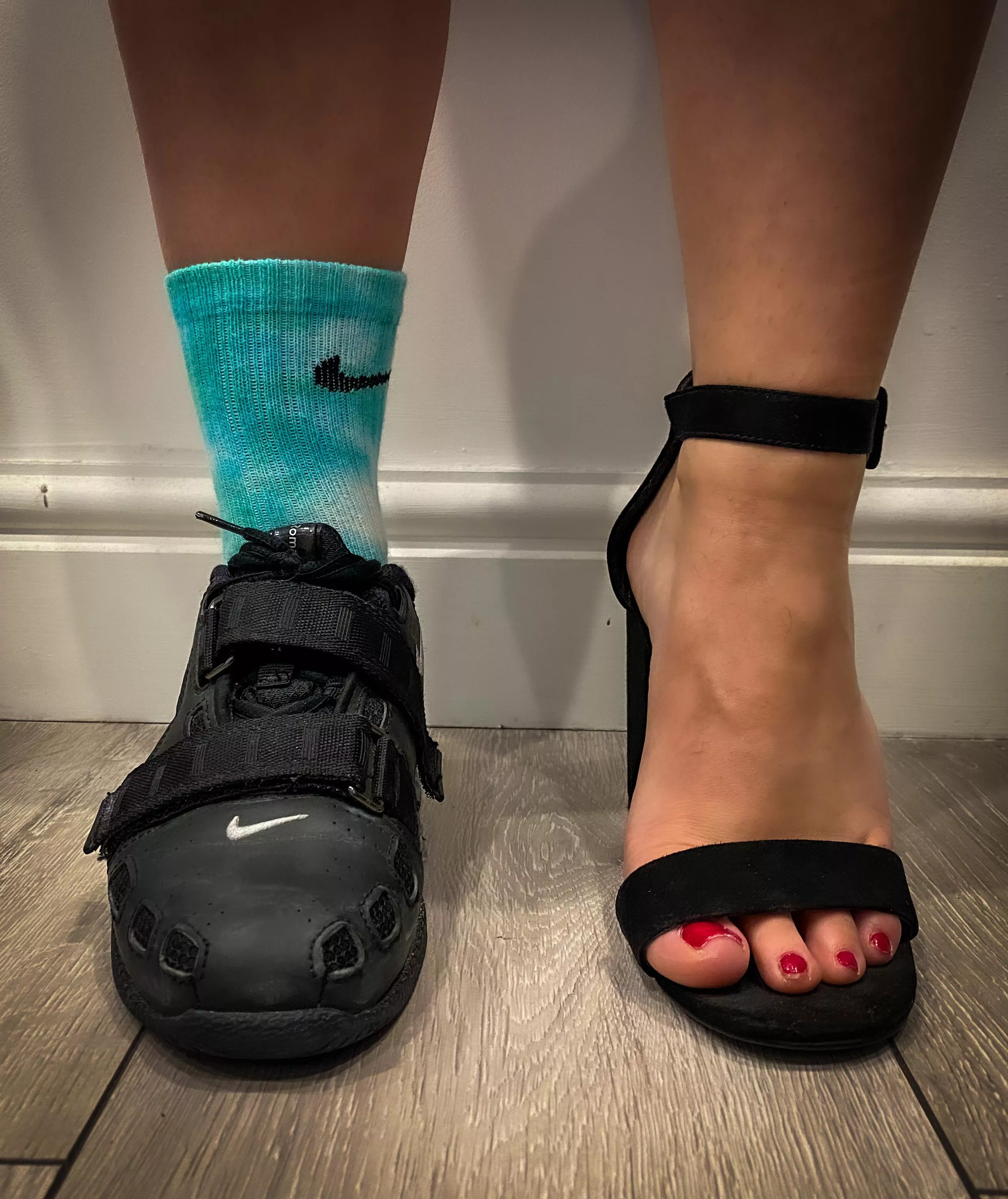 Find yourself a girl who can do both.. carry the shopping and you to the bedroom that is posted by teenie_tootsiesxox