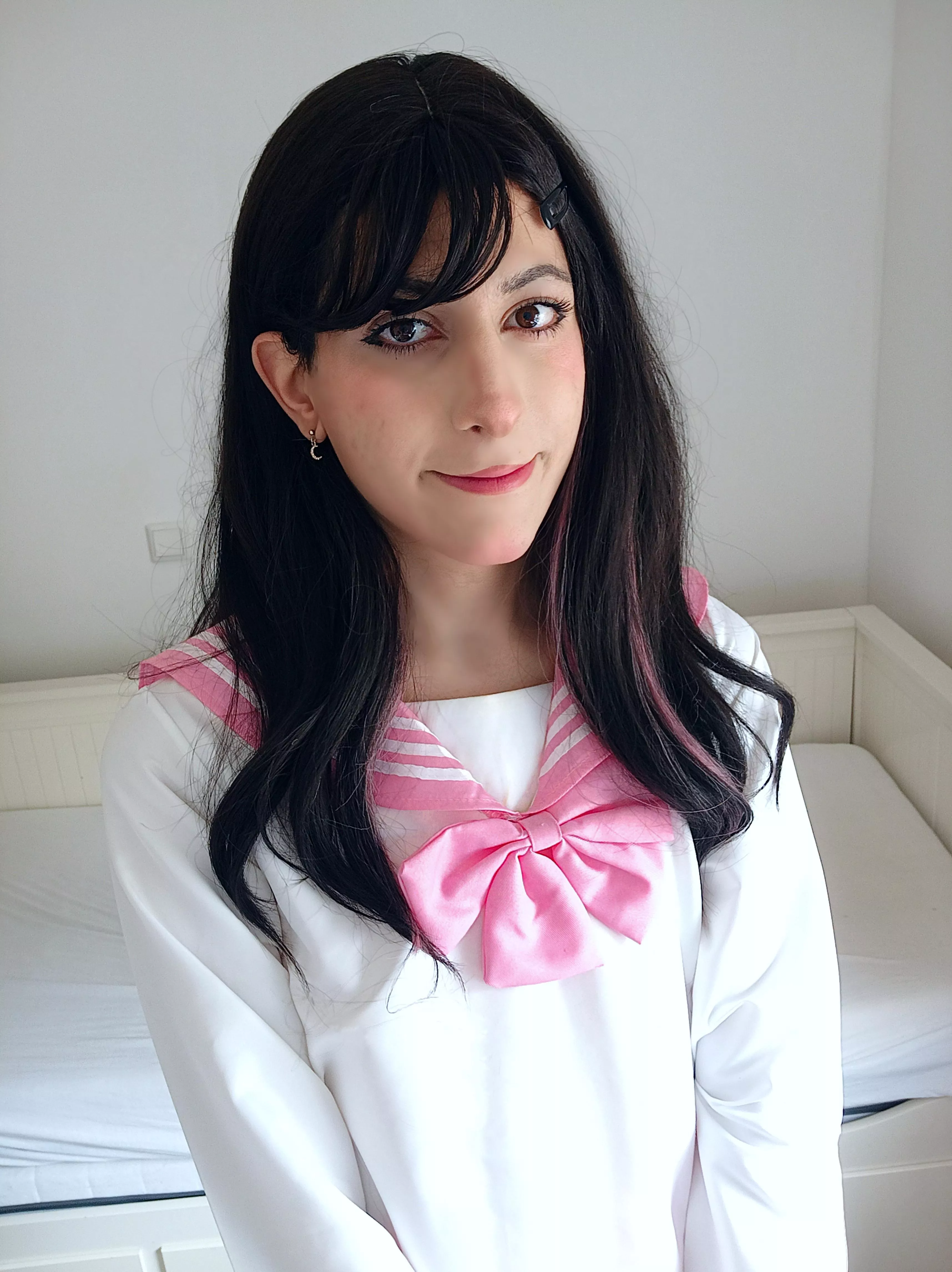 first day at school and fell in love with your pretty eyes <3 posted by puruchuu