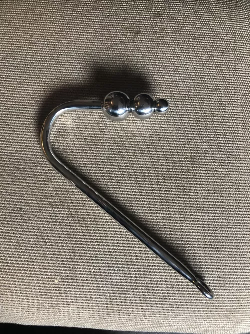 First hook. Anyone has success with prostate milking with these? by diknhand4u