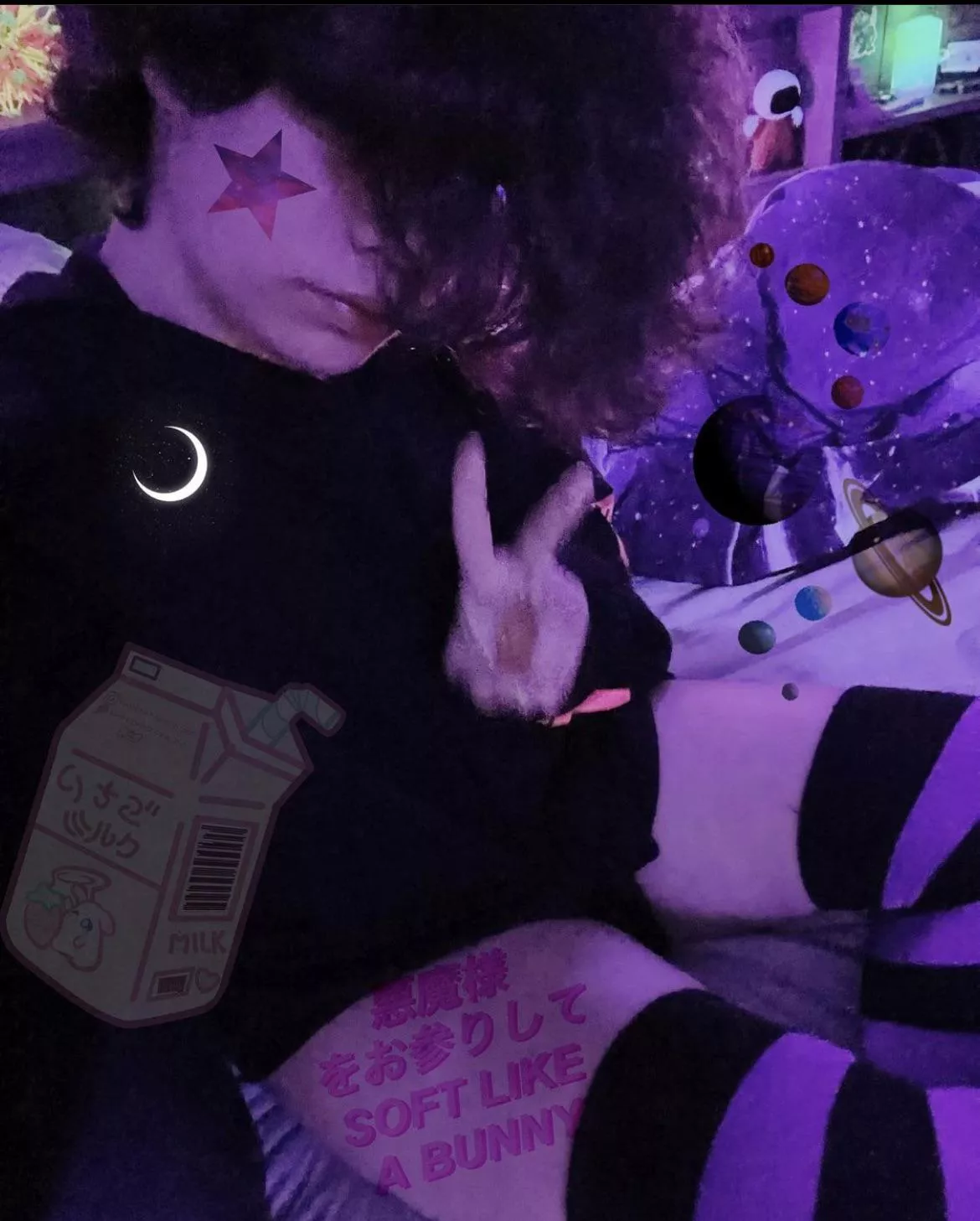 first post, am i feminine enough? posted by Sleepy_Jellyfish7