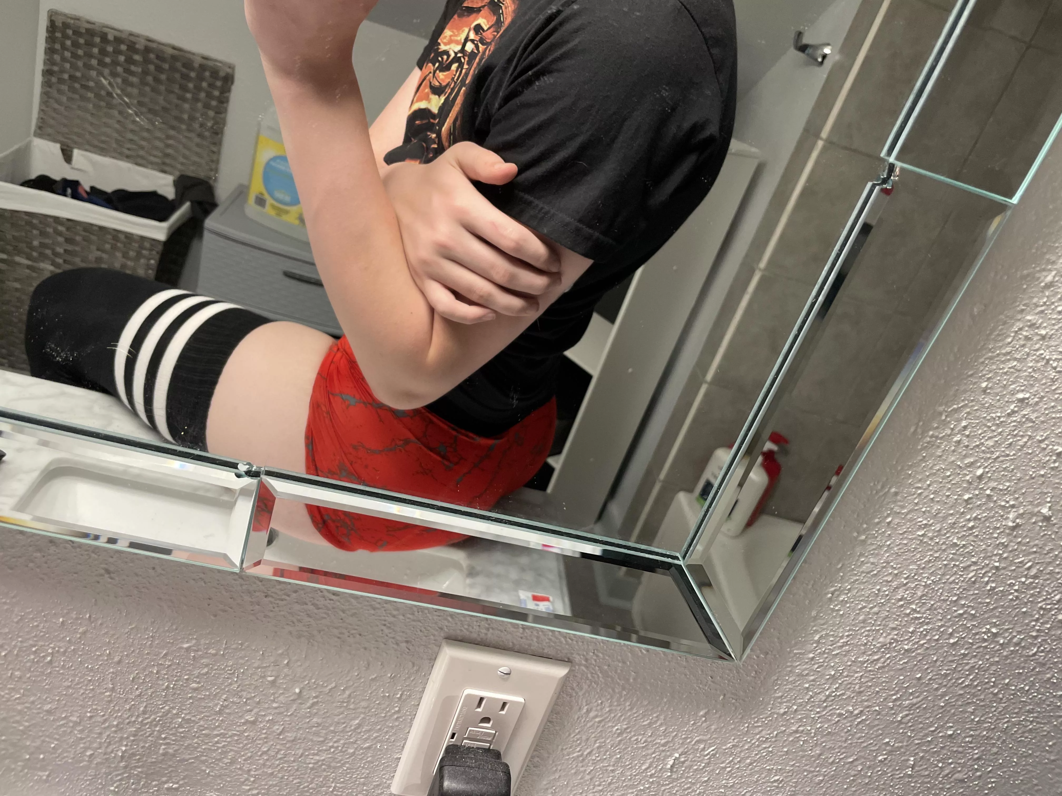 First post and kinda nervous how do my thigh high socks look?🥺 posted by Last_Revolution4009