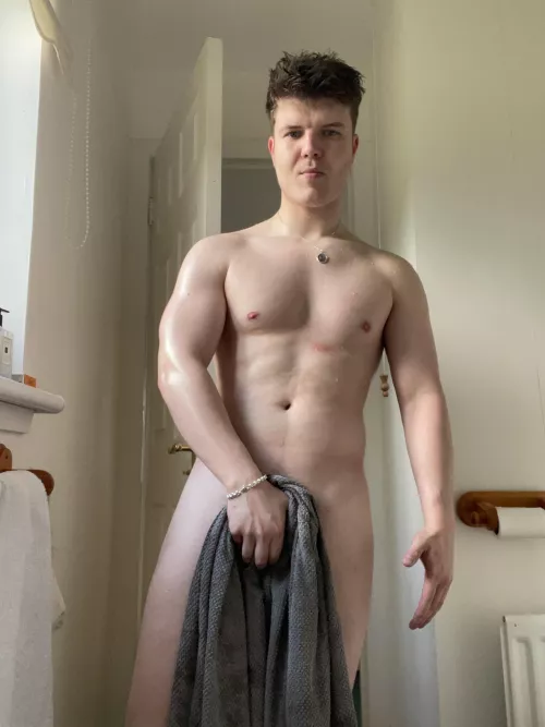 First post , be nice. 24 from London by Elcompadre18o7