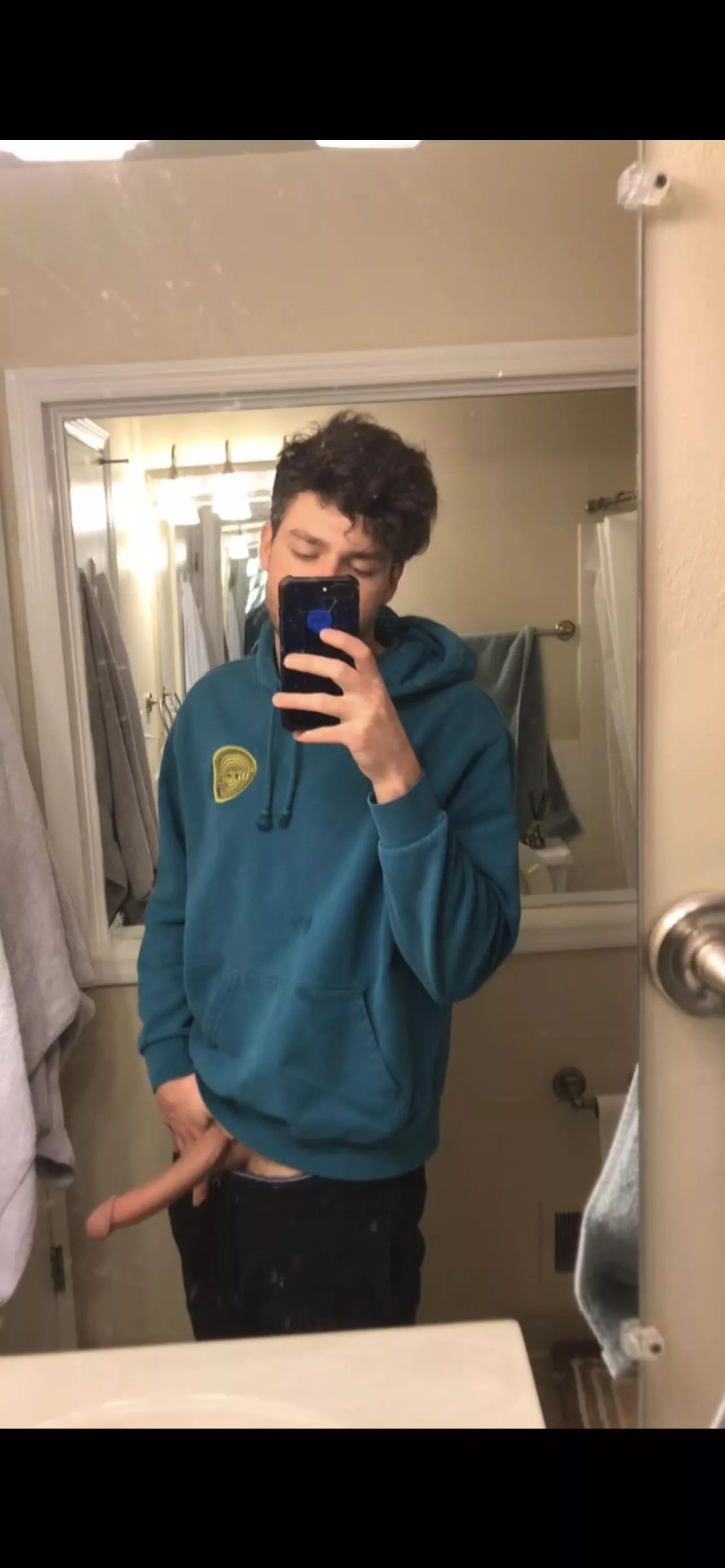 First post 😌 caught a mood at work so I want attention posted by WellOopsLol