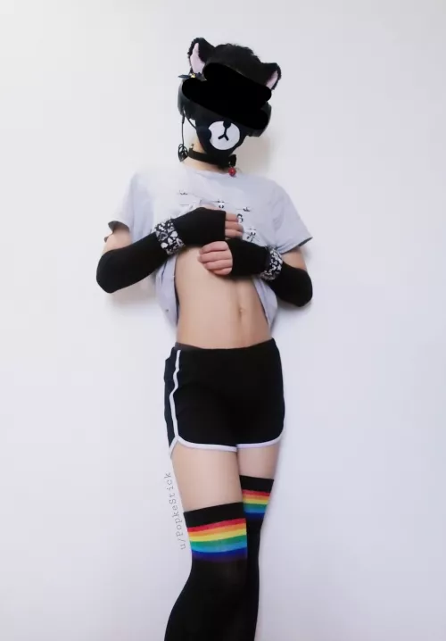 [First Post] Gimme tummy rubs! :3 by PopkeStick