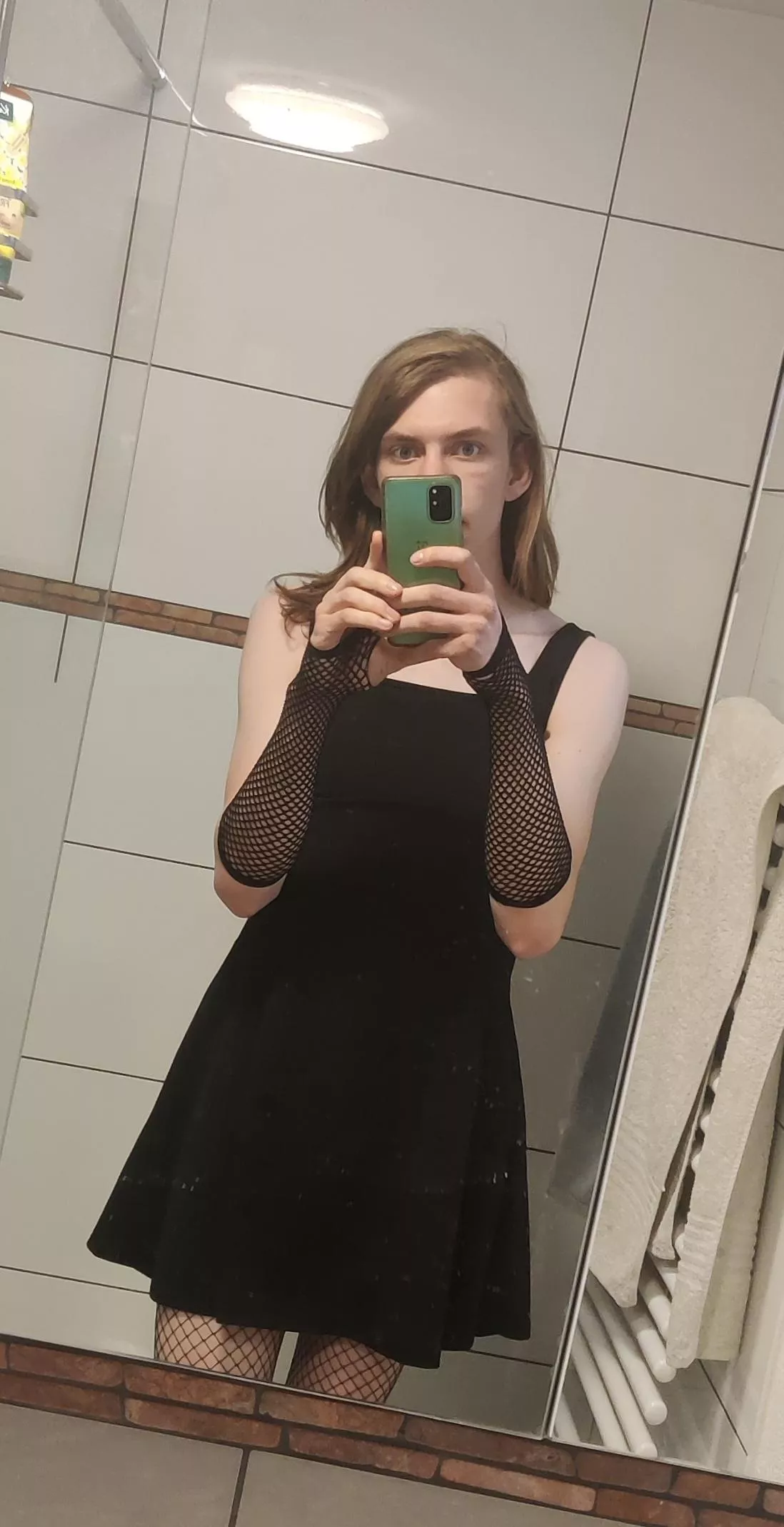 First Post here. Got the courage to actually post a picture posted by YueNica