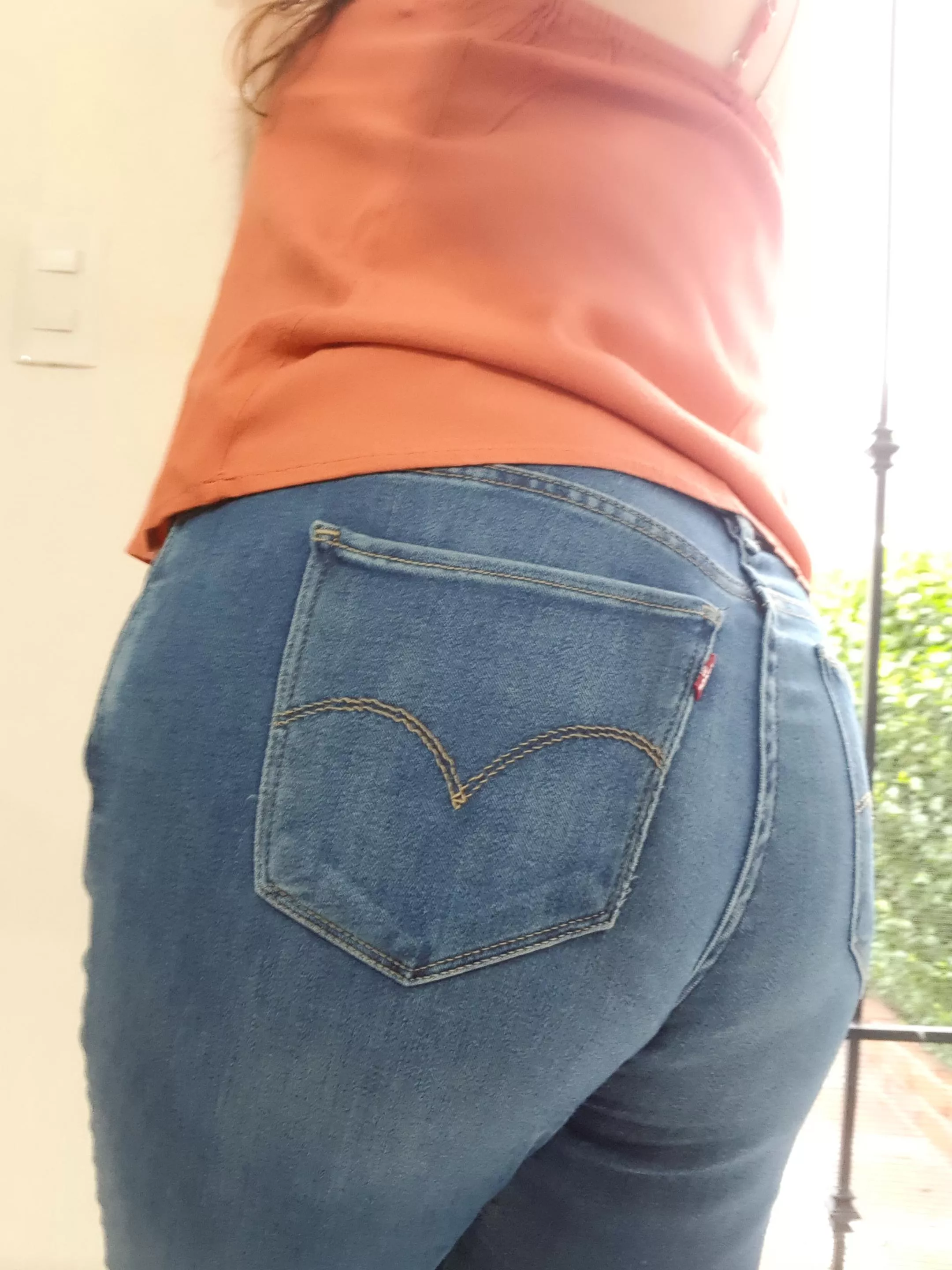 First post here! 💋 Nothing beats a simple pair of jeans. posted by MiladyAmara