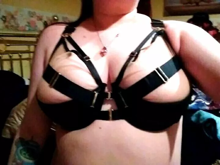 First post hope I fit in posted by stingraystarseed