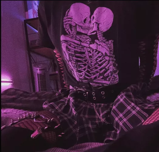 First post kinda nervous 👉🏼👈🏼 by rupervilleholiday