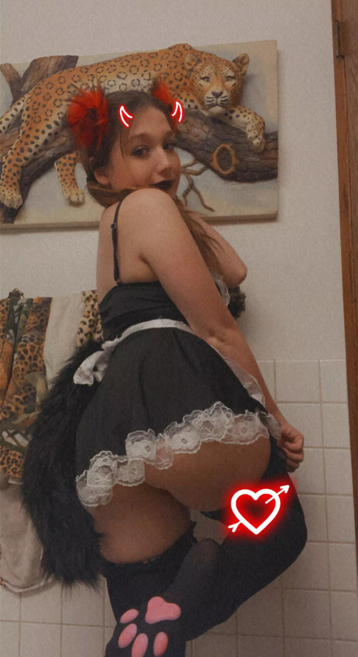 first post!! meowww ^.^ 🖤 posted by sluttyprincesskt