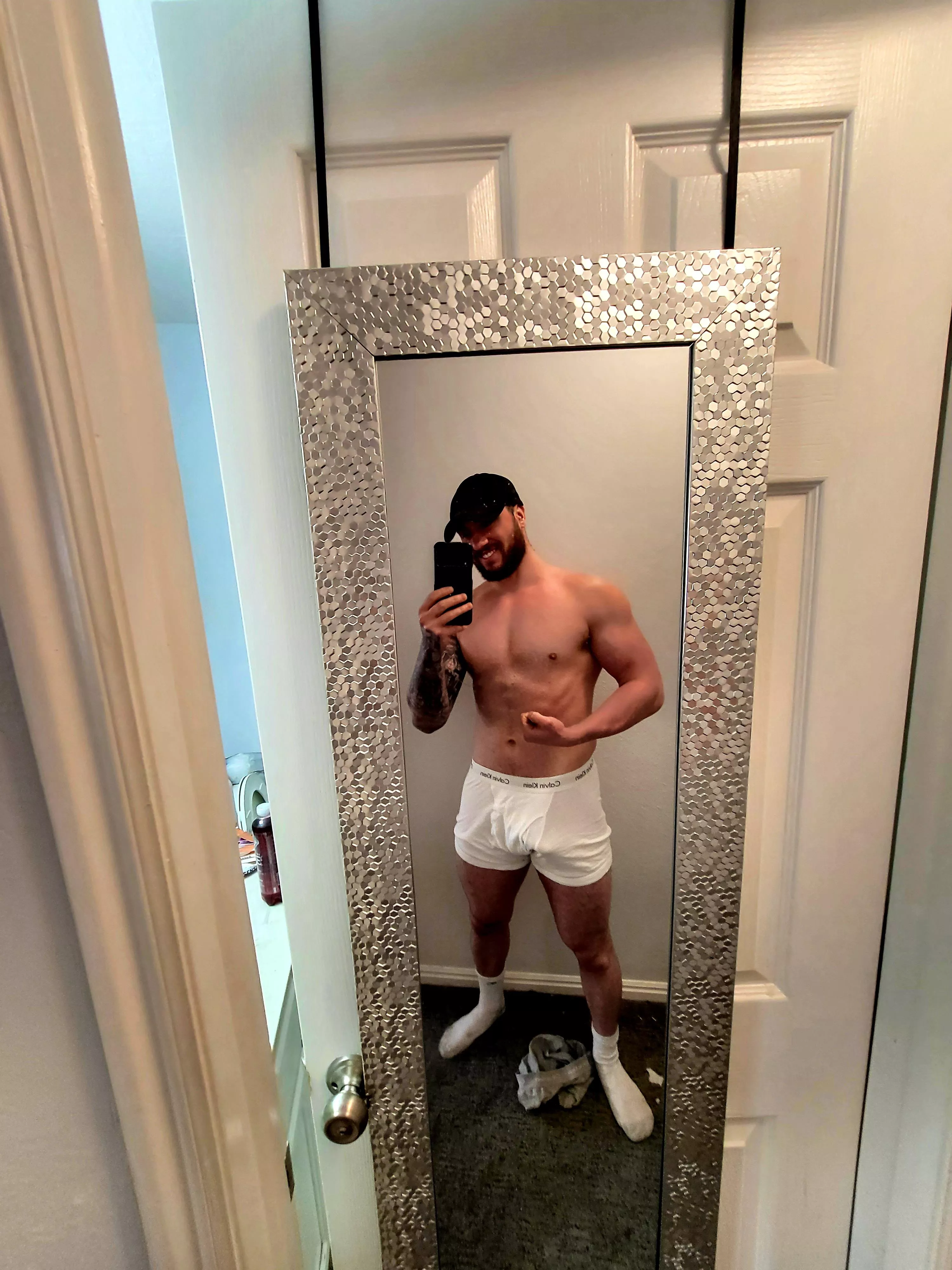 first post🥴🥴👀 posted by Zealousideal_Put5482