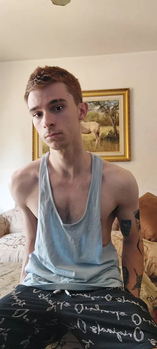 First poste here of the day. Hi :) by Acrobatic-Bake2084