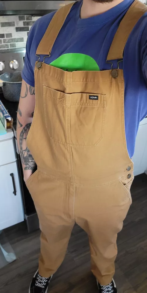 First time actually wearing my new overalls, heading out to run some errands while padded by justforloislane