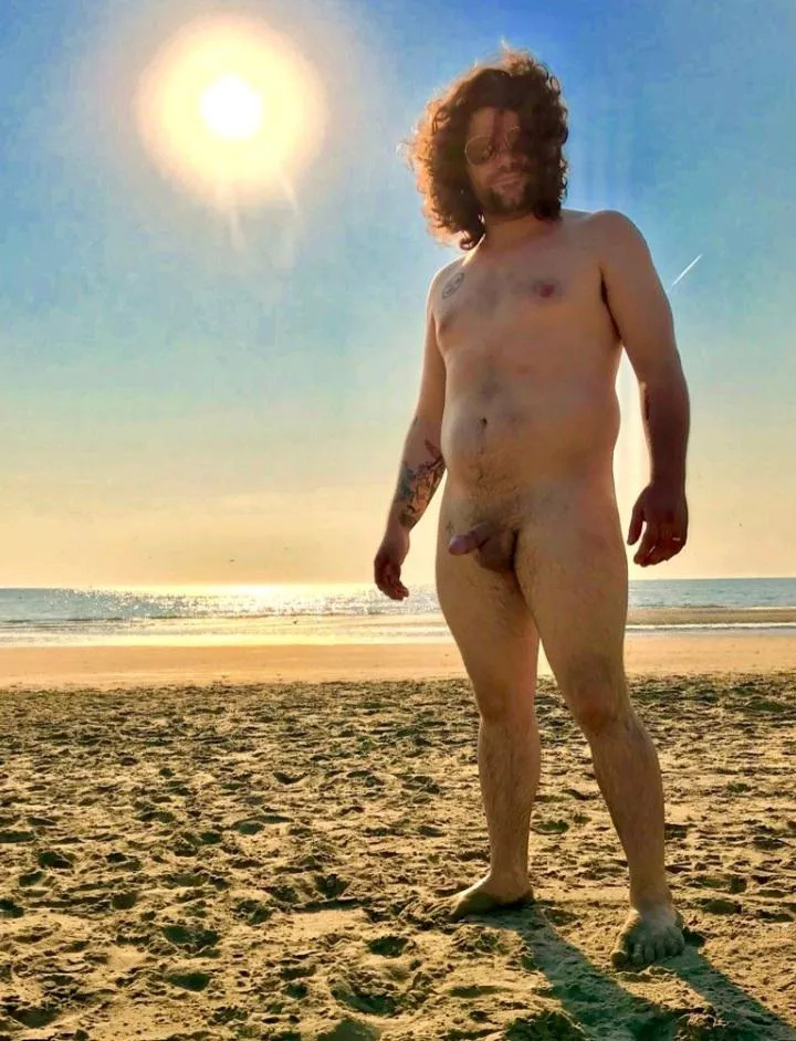 first time nude on a beach in Holland! m29 posted by md1993ttt
