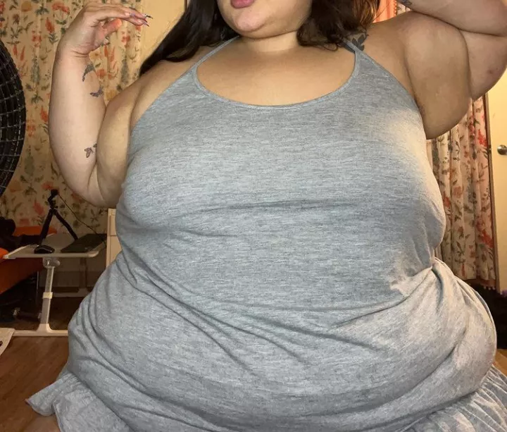 First time posting 😅 (29f, 310lbs) posted by fat_woman7