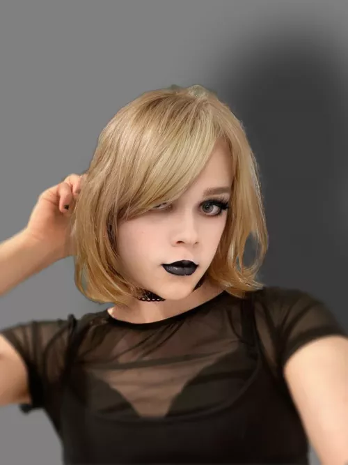 First time posting, very shy about sharing my face by Dry-Apple2493