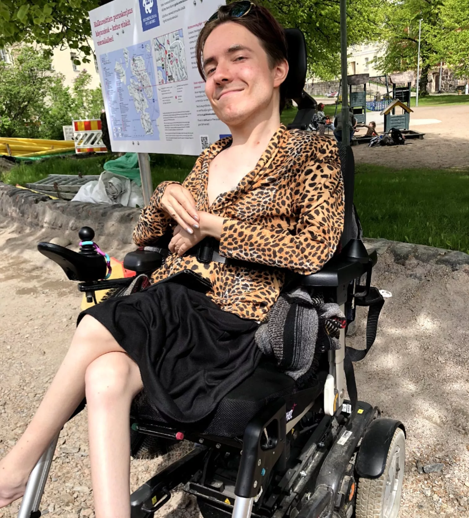 first time wearing a dress, felt cute ^.^ posted by nomadic_falafel24