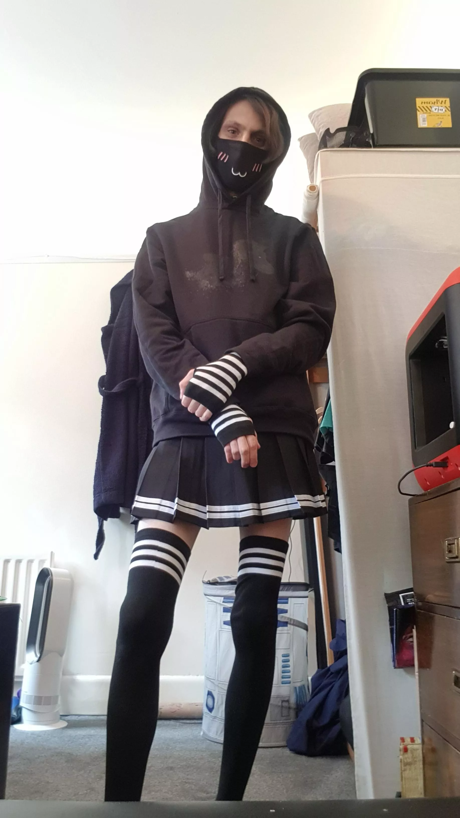 First time wearing my outfit, and my first time posting! posted by CMDRThire