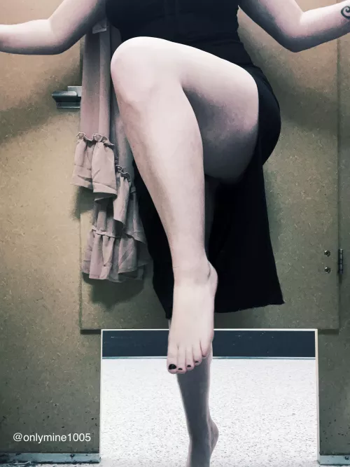 Fitting room photo! by onlymine1005