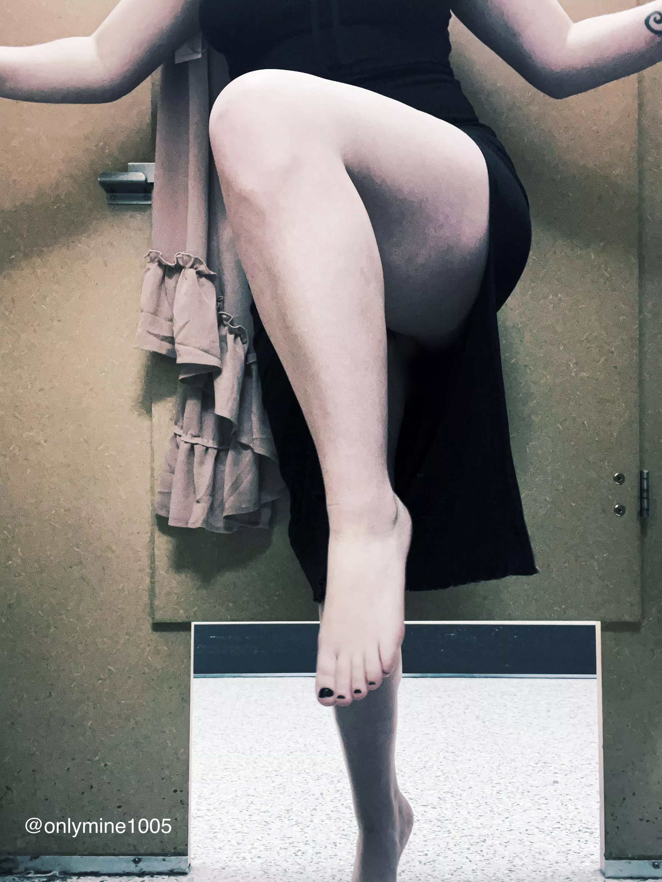 Fitting room photo! posted by onlymine1005