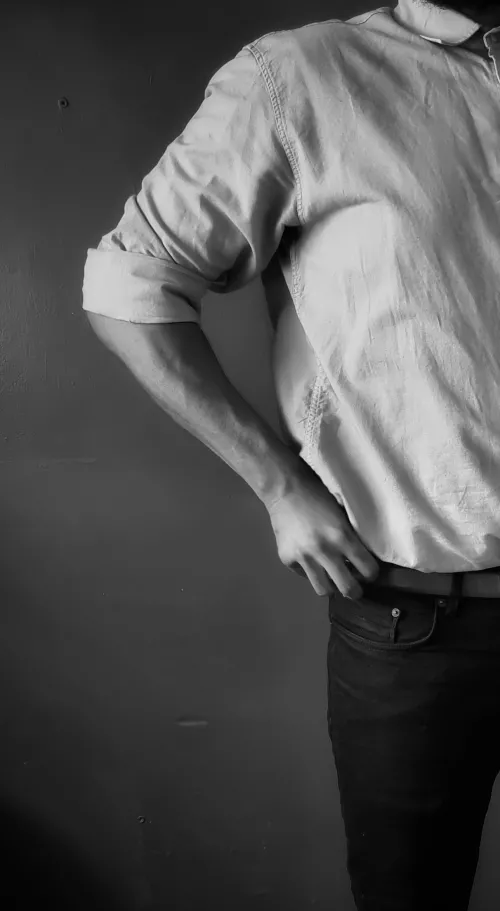 Fixing my shirt by thedreamer_throwaway