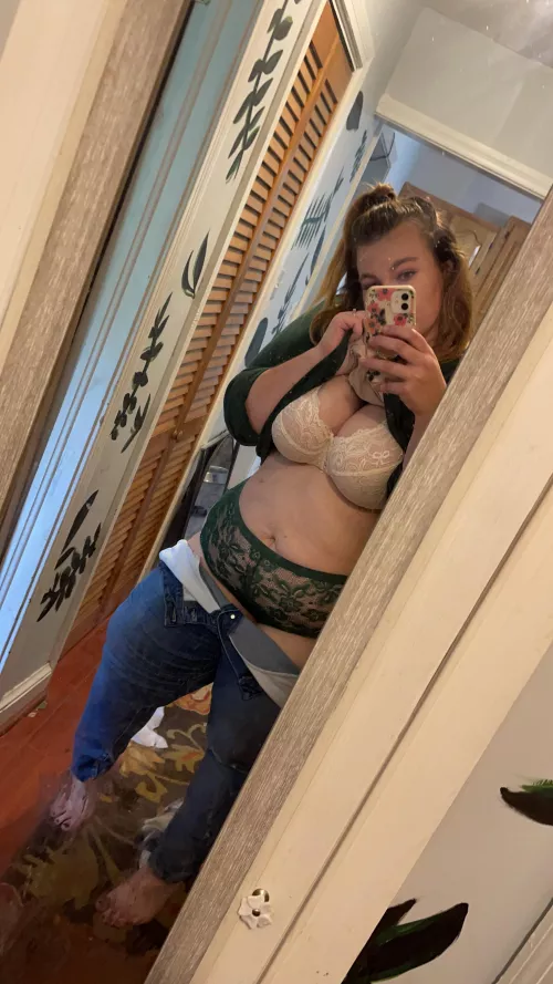 flashing my Amish neighbors 😏😉 by WifeyKay